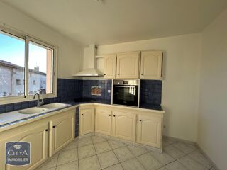  Appartement à louer 2 pièces 61 m²
