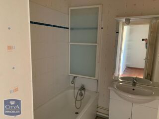  Appartement à louer 3 pièces 63 m²