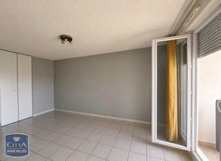  Appartement à louer 2 pièces 43 m²