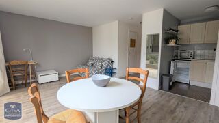  Appartement à louer 1 pièce 28 m²
