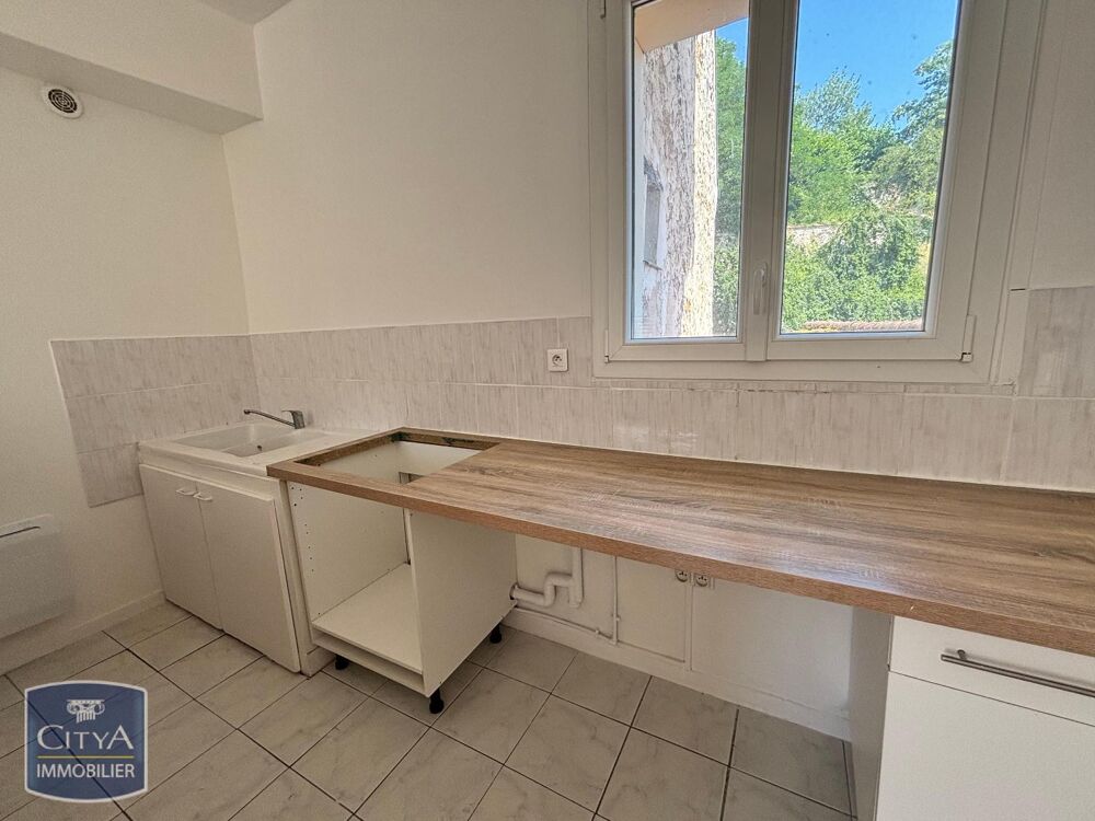 À LOUER : Découvrez cet appartement T2 idéalement situé ....