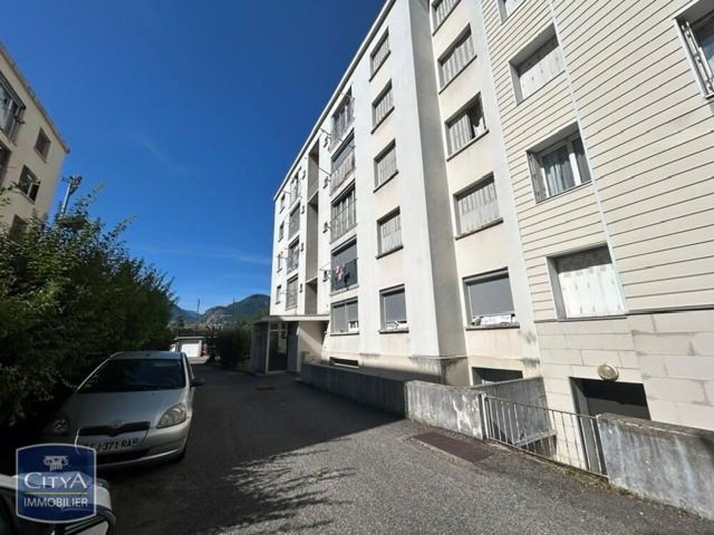 À LOUER : Appartement T3 situé à Grenoble. Ce bien immob....