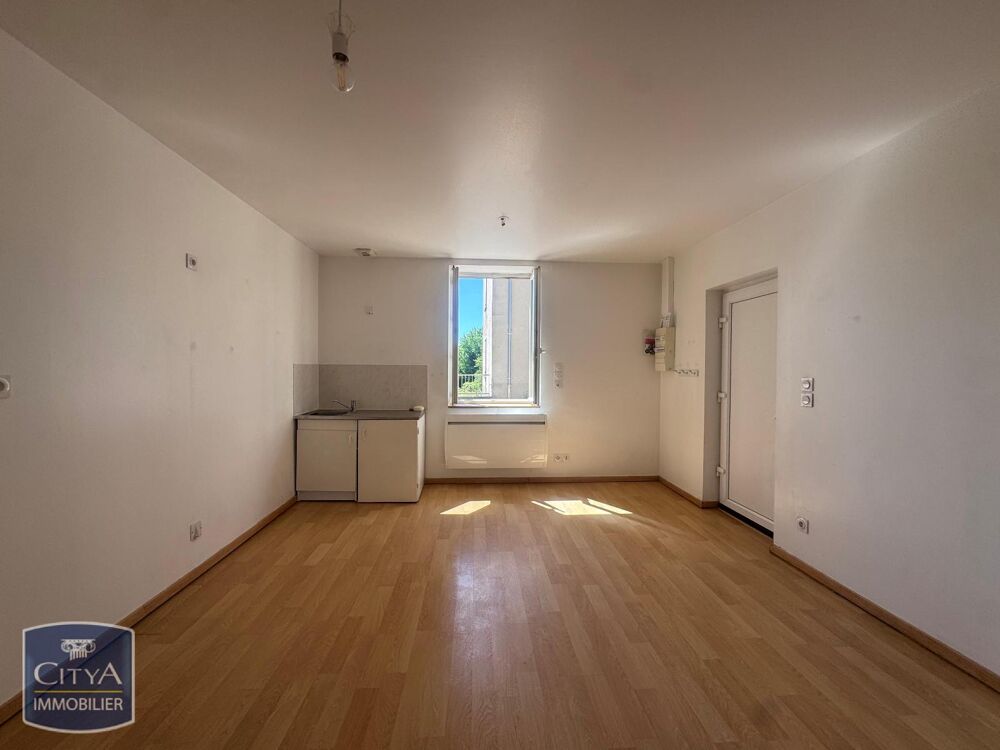 À LOUER : Charmant appartement rénové T2 situé à Pont de....