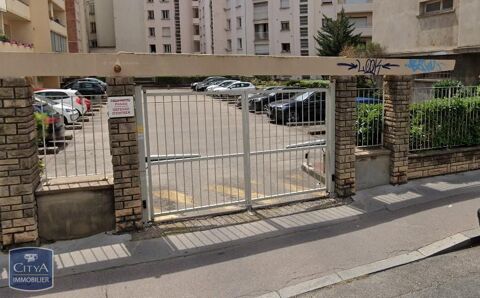  Parking / Garage � louer 