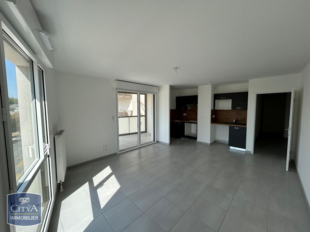 location Appartement - 3 pièce(s) - 63 m² Tours (37200)