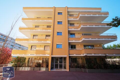  Parking / Garage � louer 