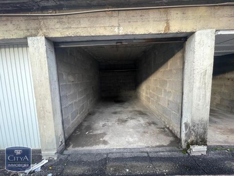  Parking / Garage  louer 