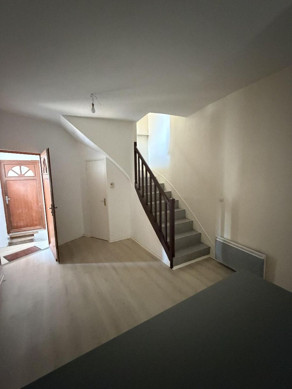 À louer - T3 Duplex à Chagny - Découvrez ce charmant app....