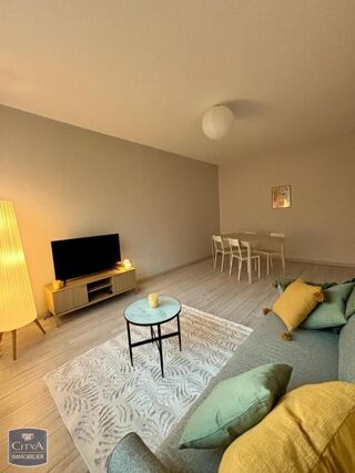  Appartement à louer 2 pièces 47 m²