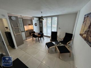  Appartement à louer 4 pièces 68 m²
