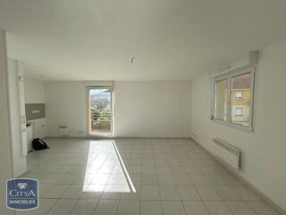  Appartement à louer 2 pièces 49 m²