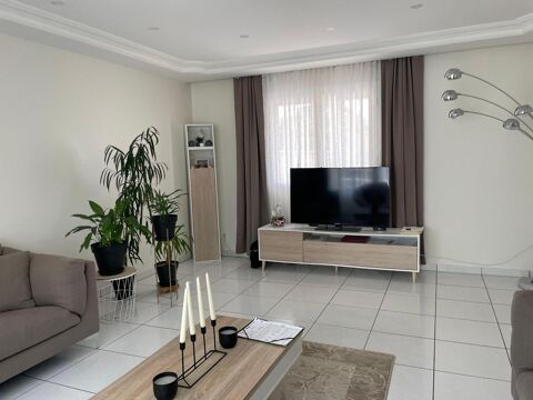   Location Maison Maison - 5 pice(s) - 113 m