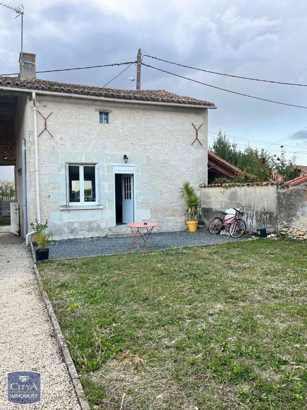 location Maison - 2 pièce(s) - 47 m² Chabournay (86380)