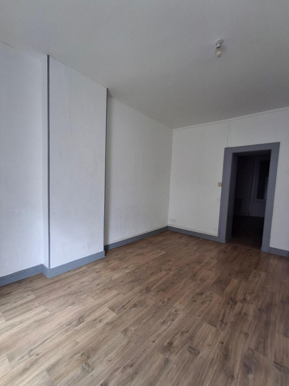 Proche tous commerces et centre ville-15 rue Pasteur-ROC....