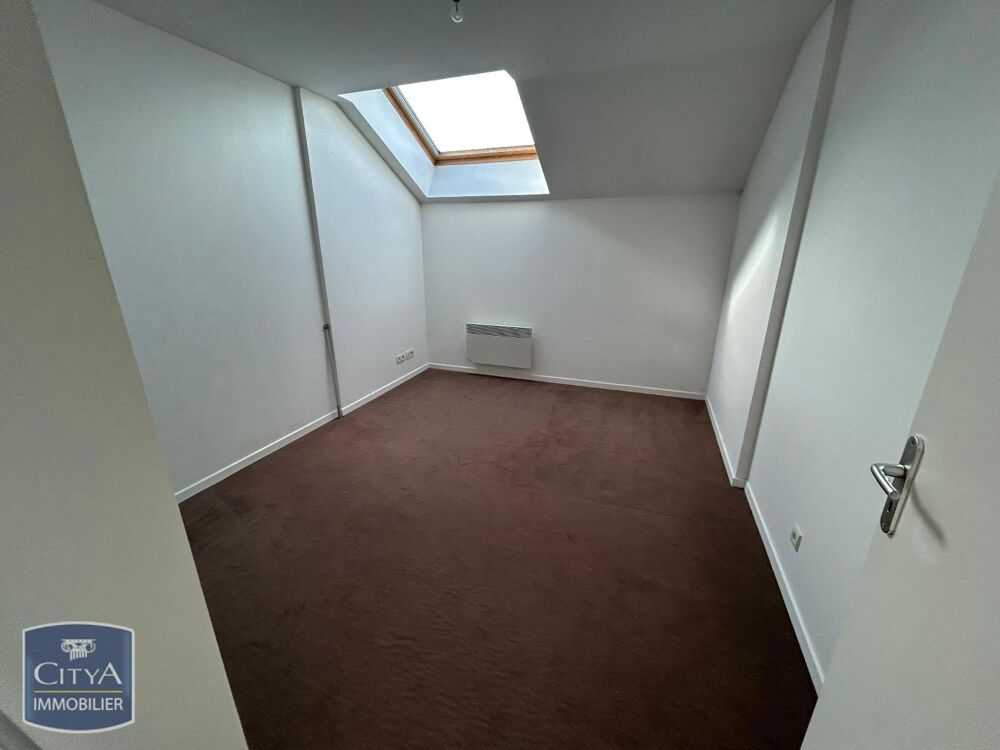 EXCLUSIVITÉ - PROCHE CHÂLONS-EN-CHAMPAGNE En location : ....
