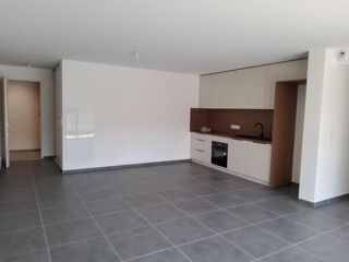  Appartement à louer 3 pièces 78 m²