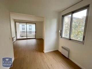  Appartement à louer 1 pièce 33 m²