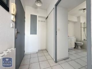  Appartement à louer 1 pièce 29 m²