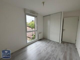  Appartement à louer 3 pièces 60 m²