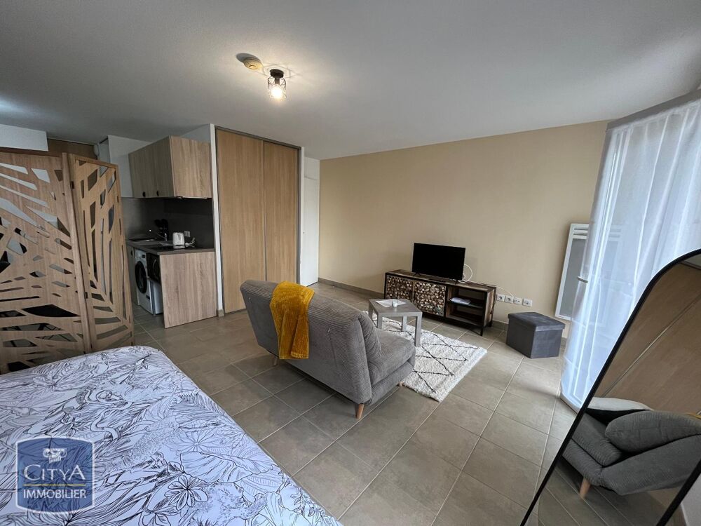 location Appartement - 1 pièce(s) - 37 m² Nîmes (30000)