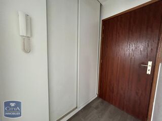  Appartement à louer 1 pièce 27 m²