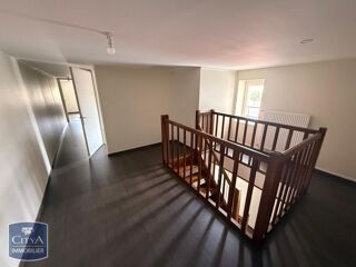  Appartement à louer 3 pièces 94 m²