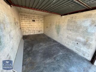  Parking / Garage à louer 12 m²