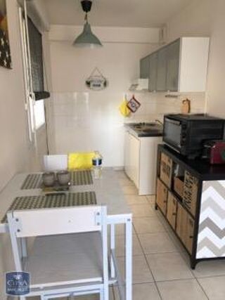  Appartement à louer 1 pièce 32 m²