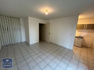  Appartement à louer 1 pièce 30 m²