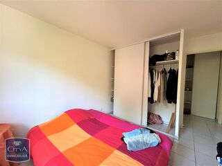  Appartement à louer 2 pièces 45 m²