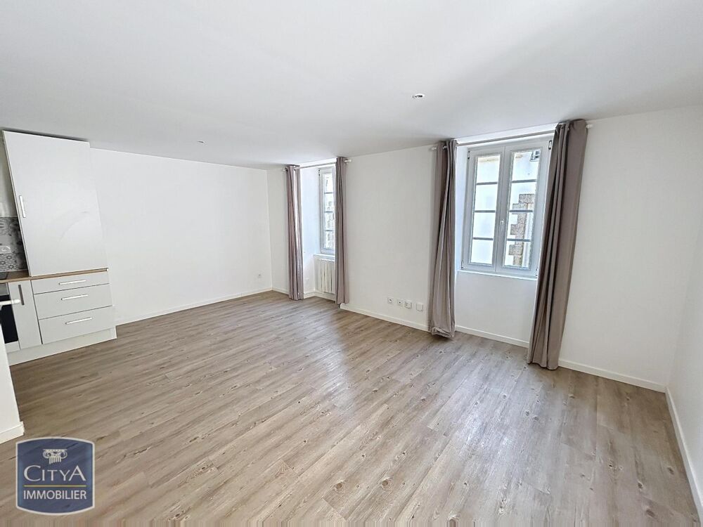 AURAY CENTRE-VILLE - T3 bis DUPLEX ENTIEREMENT RÉNOVÉ - ....