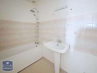  Appartement à louer 2 pièces 51 m²