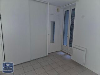  Appartement à louer 2 pièces 37 m²