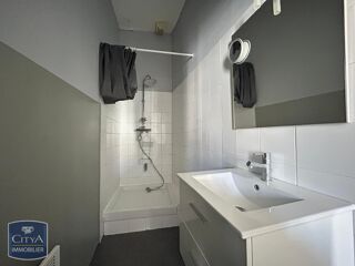  Appartement à louer 2 pièces 53 m²