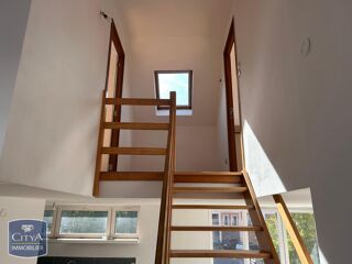  Appartement à louer 3 pièces 65 m²