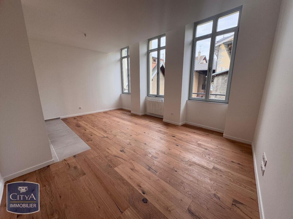 location Appartement - 2 pièce(s) - 53 m² Chambéry (73000)