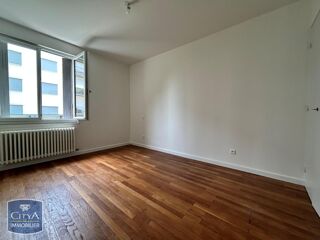  Maison à louer 4 pièces 124 m²