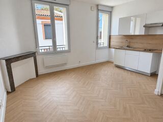  Appartement à louer 2 pièces 40 m²