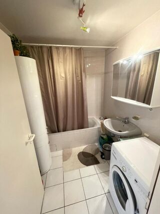  Appartement à louer 4 pièces 89 m²