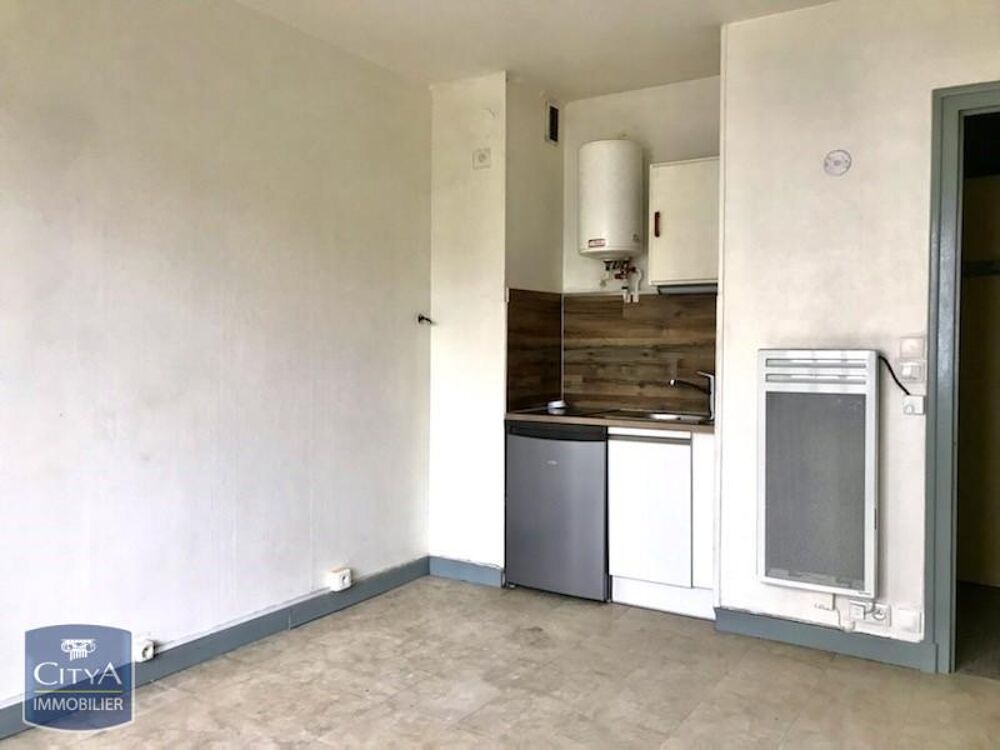 À LOUER : Appartement T1 situé à 27 rue Champs Elysée à ....
