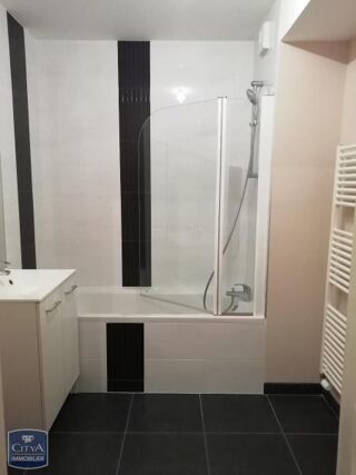  Appartement à louer 2 pièces 49 m²