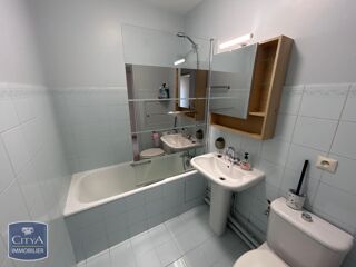  Appartement à louer 2 pièces 37 m²