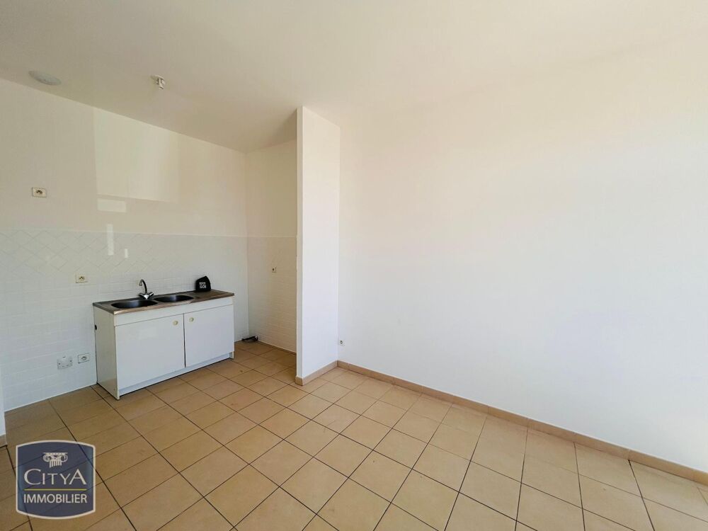 location Appartement - 2 pièce(s) - 37 m² Fos-sur-Mer (13270)