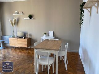  Appartement à louer 2 pièces 42 m²
