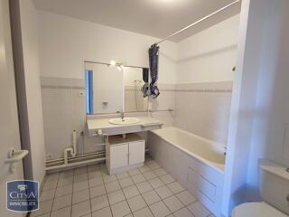  Appartement à louer 2 pièces 36 m²
