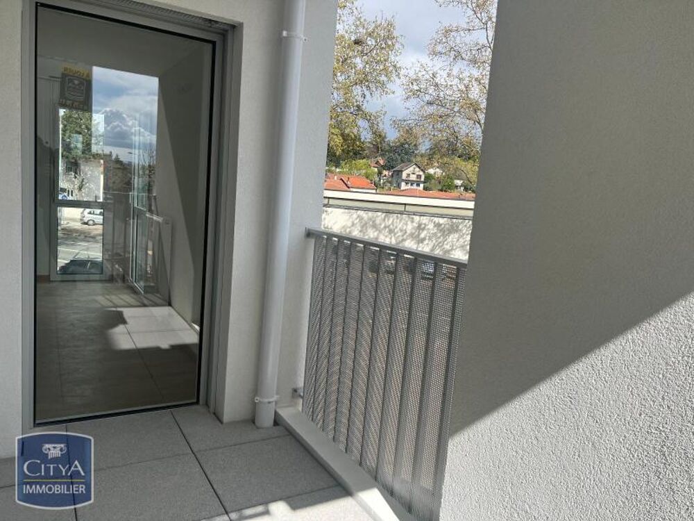 location Appartement - 3 pièce(s) - 64 m² Lyon 8