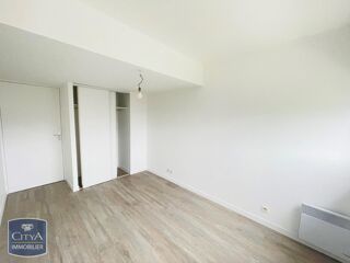  Appartement à louer 2 pièces 32 m²