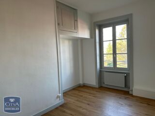  Appartement à louer 4 pièces 78 m²