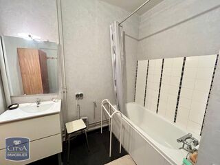  Appartement à louer 1 pièce 30 m²