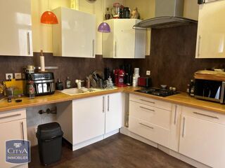  Appartement à louer 3 pièces 82 m²